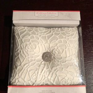 GARTNER STUDIOS RING PILLOW